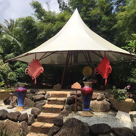 Coco Palace Resort Nai Harn Bagian luar foto