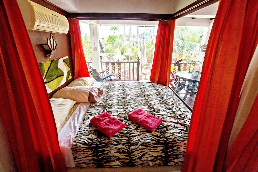 Coco Palace Resort Nai Harn Ruang foto