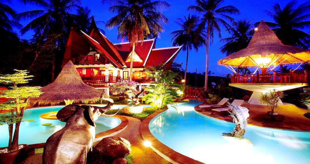 Coco Palace Resort Nai Harn Ruang foto