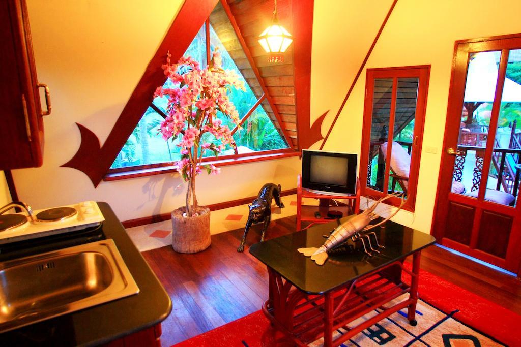 Coco Palace Resort Nai Harn Ruang foto