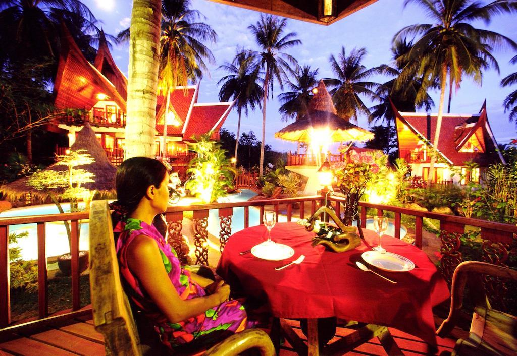 Coco Palace Resort Nai Harn Ruang foto