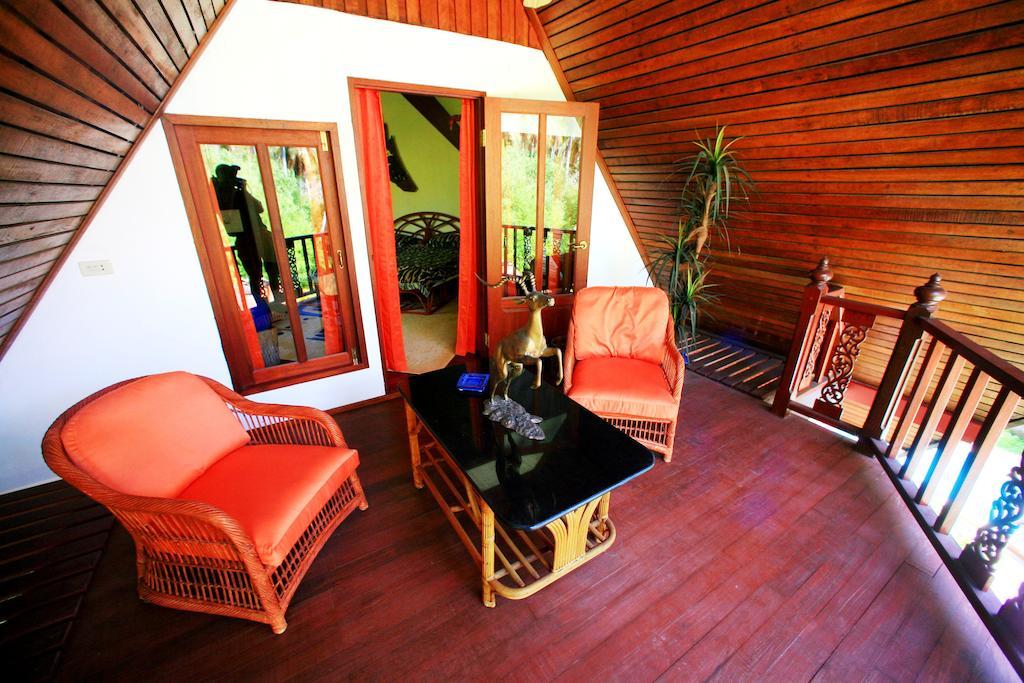Coco Palace Resort Nai Harn Ruang foto