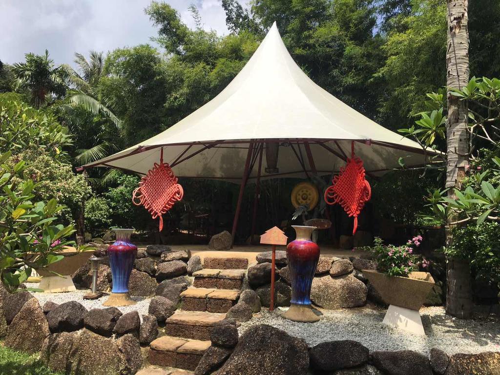 Coco Palace Resort Nai Harn Bagian luar foto
