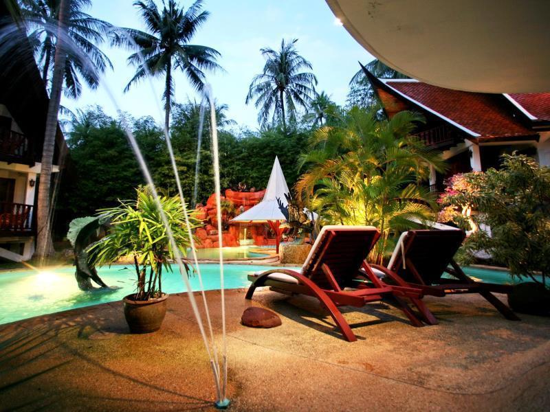 Coco Palace Resort Nai Harn Bagian luar foto